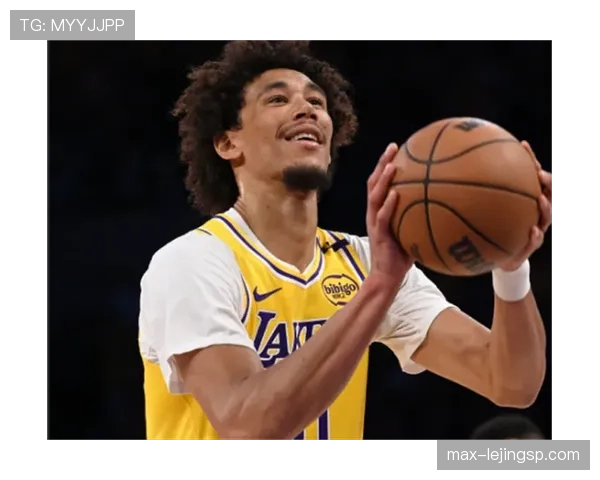 戈贝尔内线护筐有效封堵显著提升球队防守效率