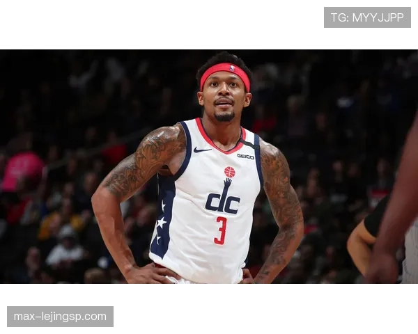 布拉德利·比尔突破制造空位射篮效率明显提升拉开防守差距